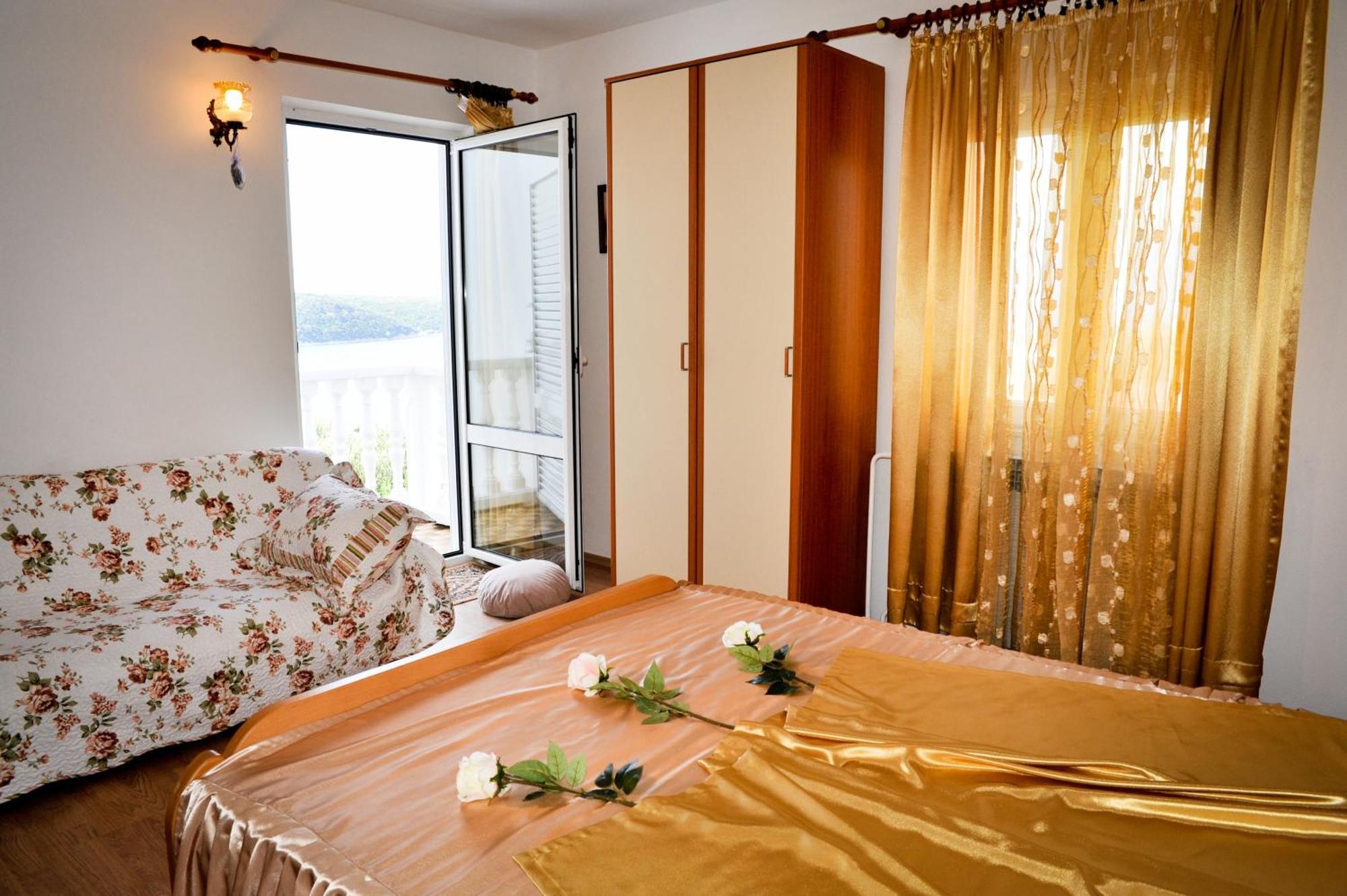 Apartments With A Parking Space Kampor, Rab - 14998 Room photo