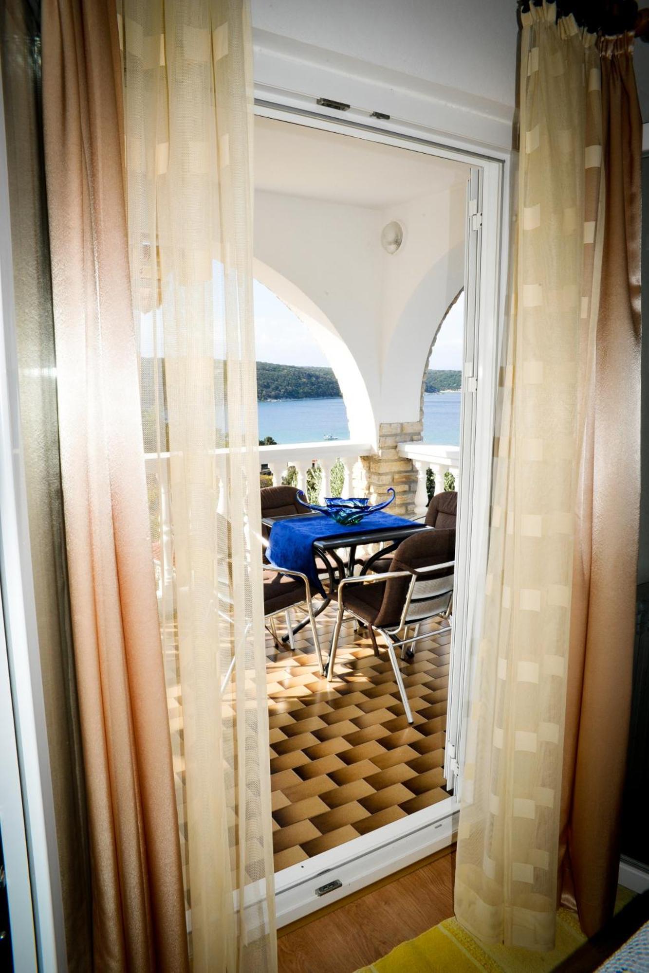Apartments With A Parking Space Kampor, Rab - 14998 Room photo